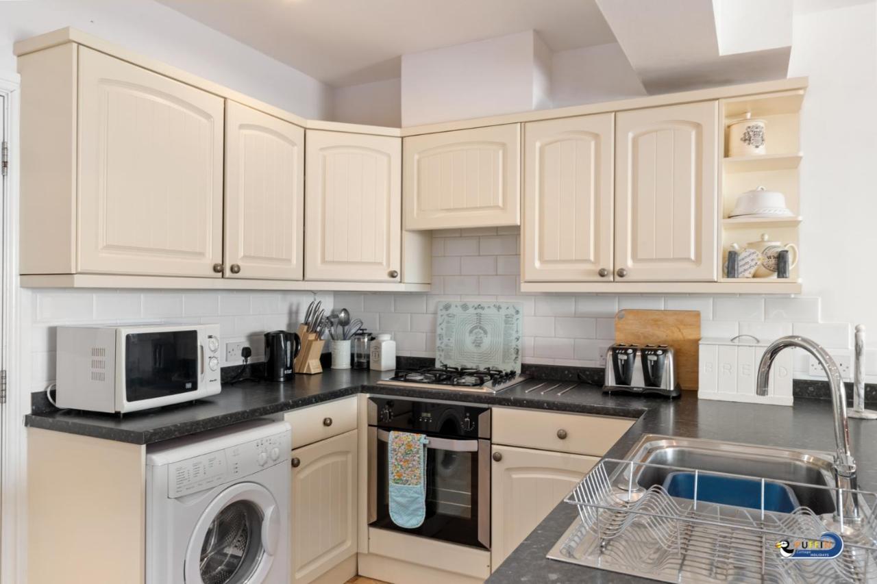 Kilmore - Beach Front House, Direct Beach Access, Spectacular Sea Views Saundersfoot Exterior photo