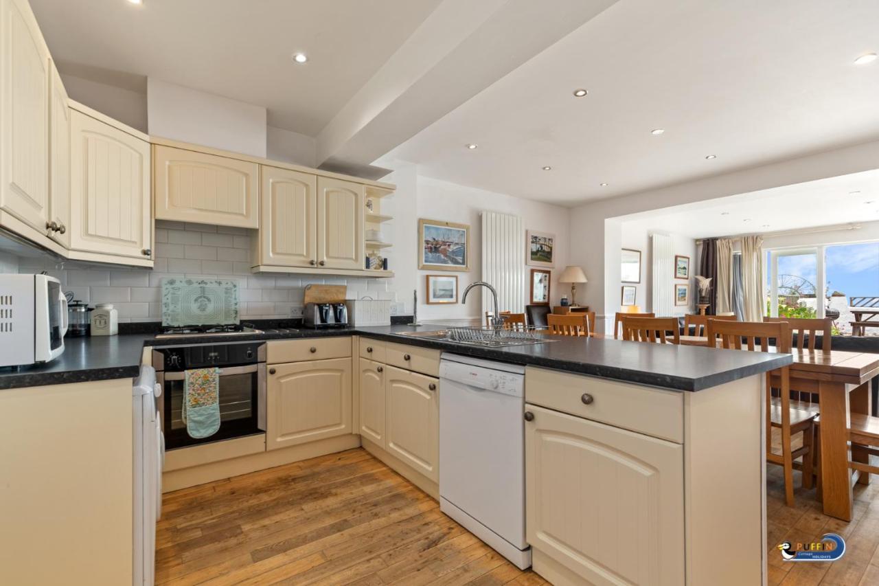 Kilmore - Beach Front House, Direct Beach Access, Spectacular Sea Views Saundersfoot Exterior photo